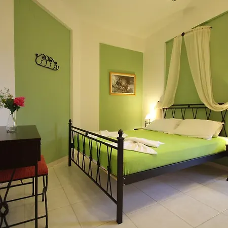 בית נופש Panorama קאמארי