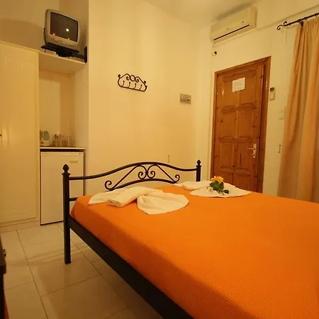 Panorama קאמארי